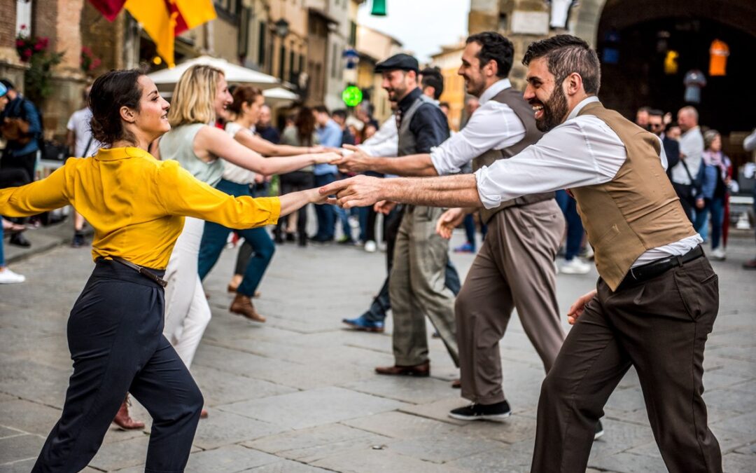 TUtti BALLanO SWING