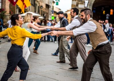 TUtti BALLanO SWING